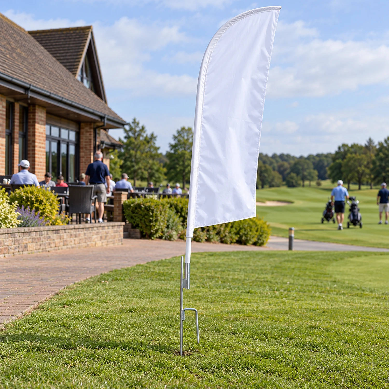 Ground spike holding a flag pole at a golf club