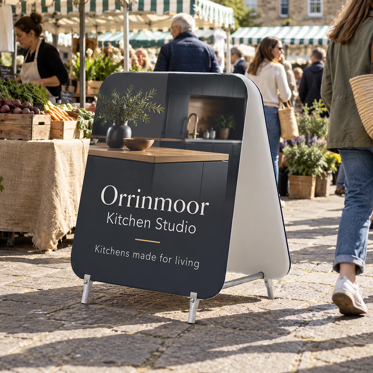 Double Stand Small at a farmers' market, shown with an example design