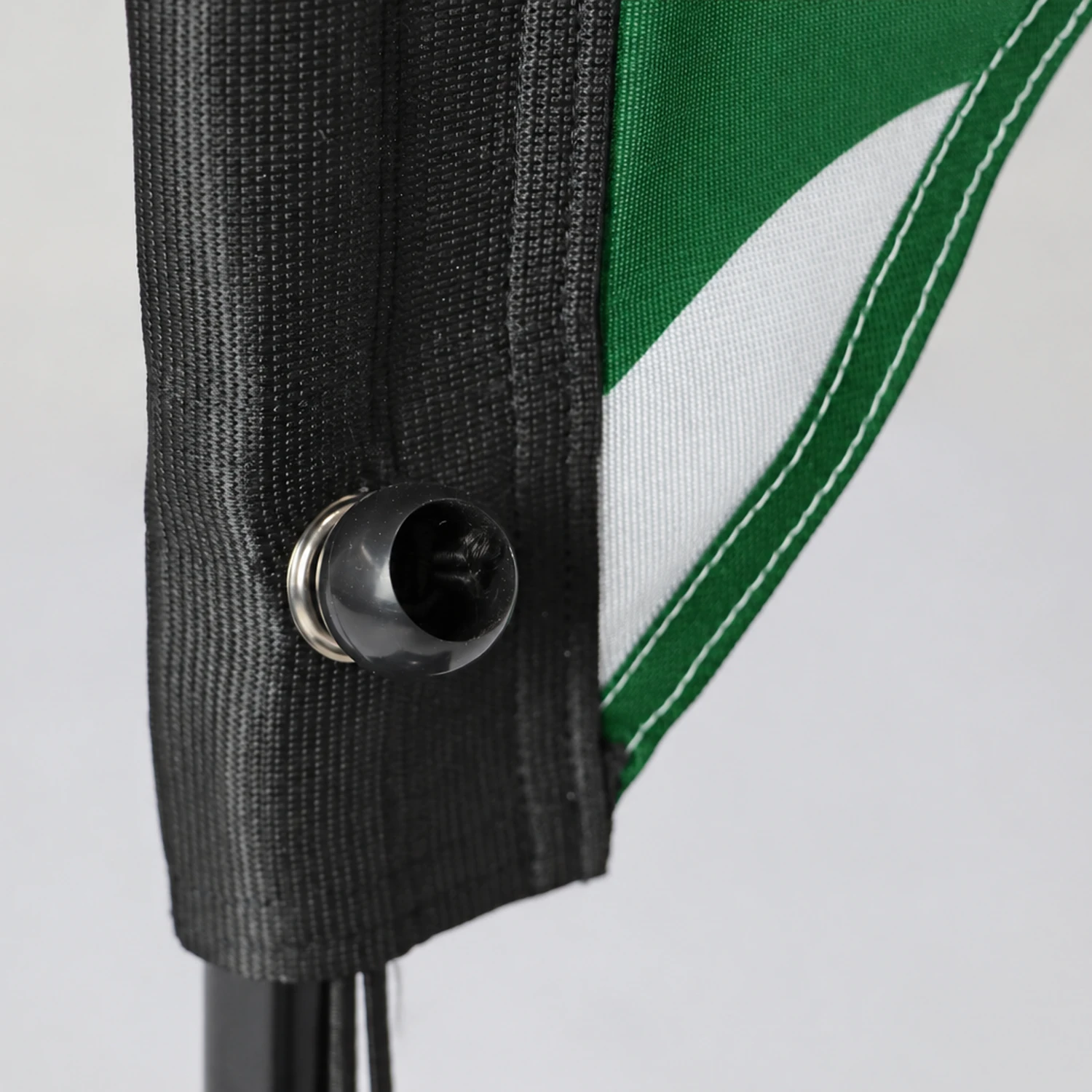 Fin Flag detail