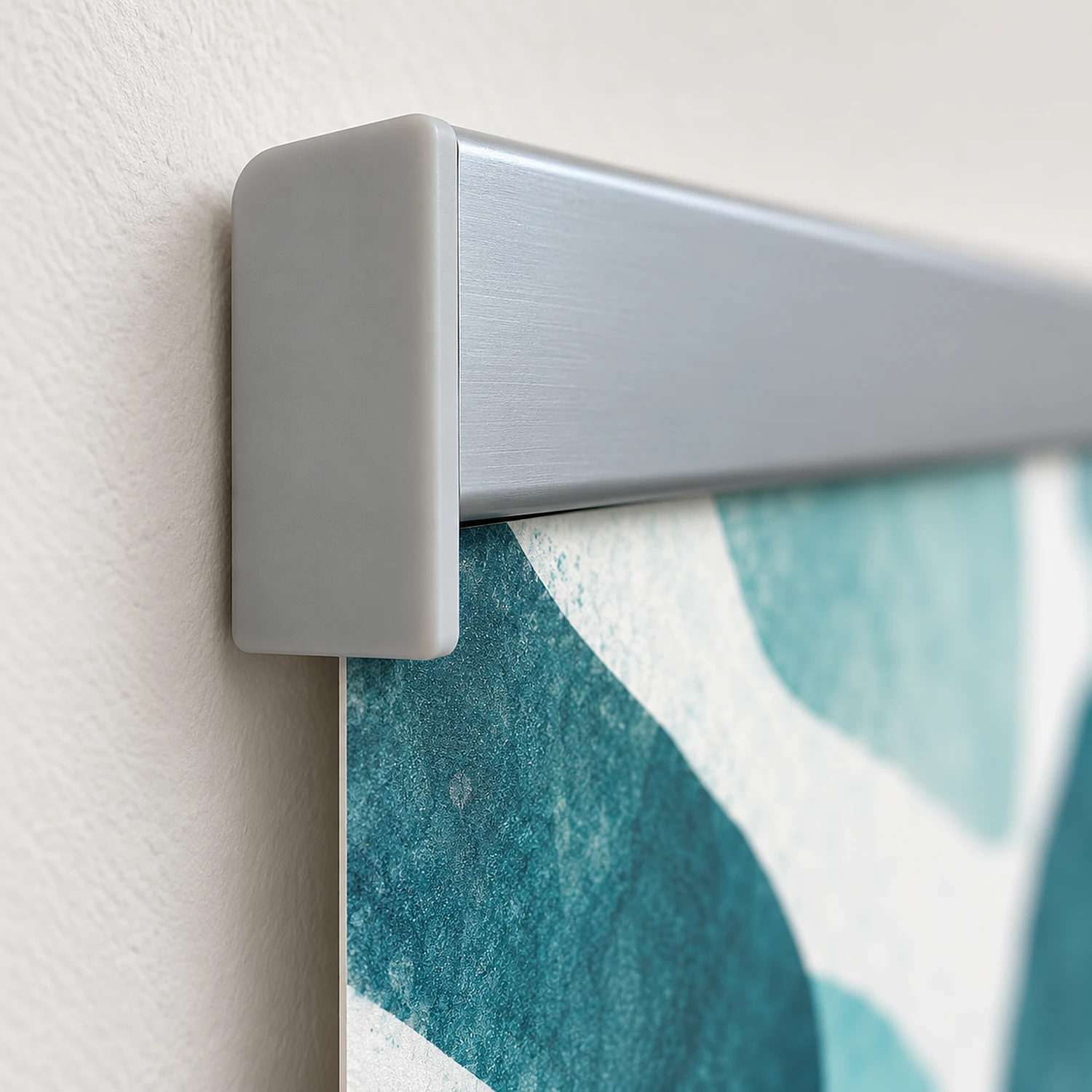 Grey left end moulding fitted on the left end of a poster rail