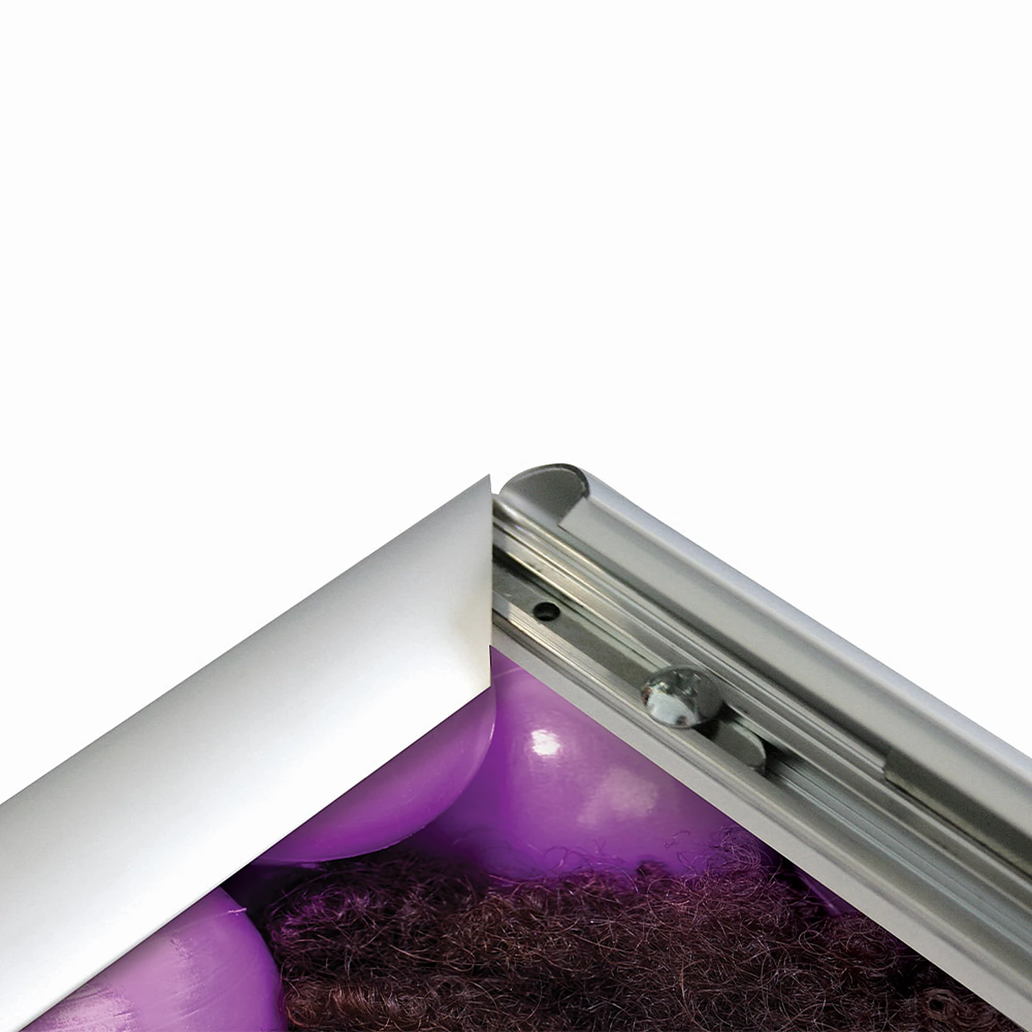Snap frame corner with the profiles opened