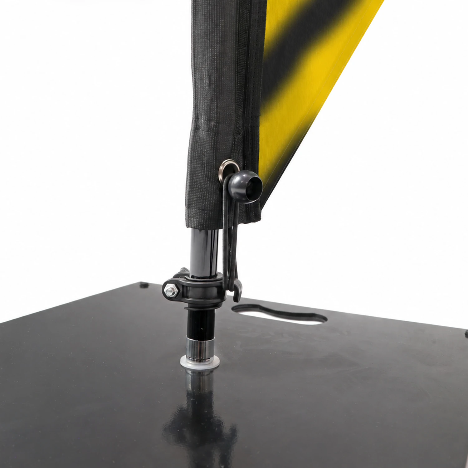 Teardrop Flag detail