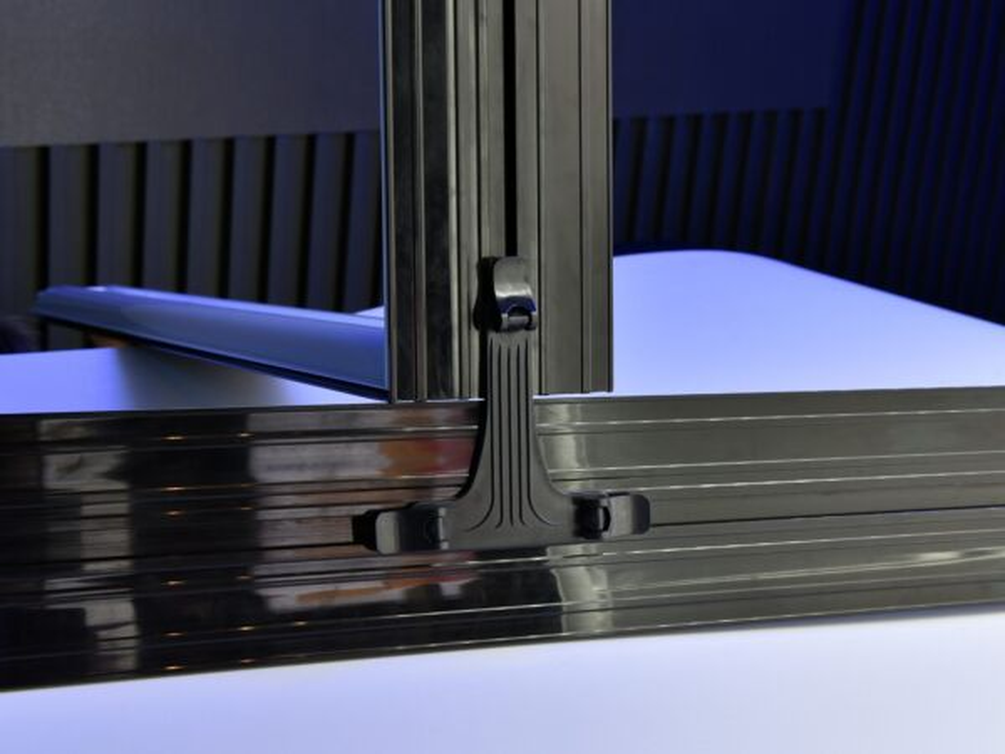 T Bracket Connector for Glopix (Pair) - Image 4