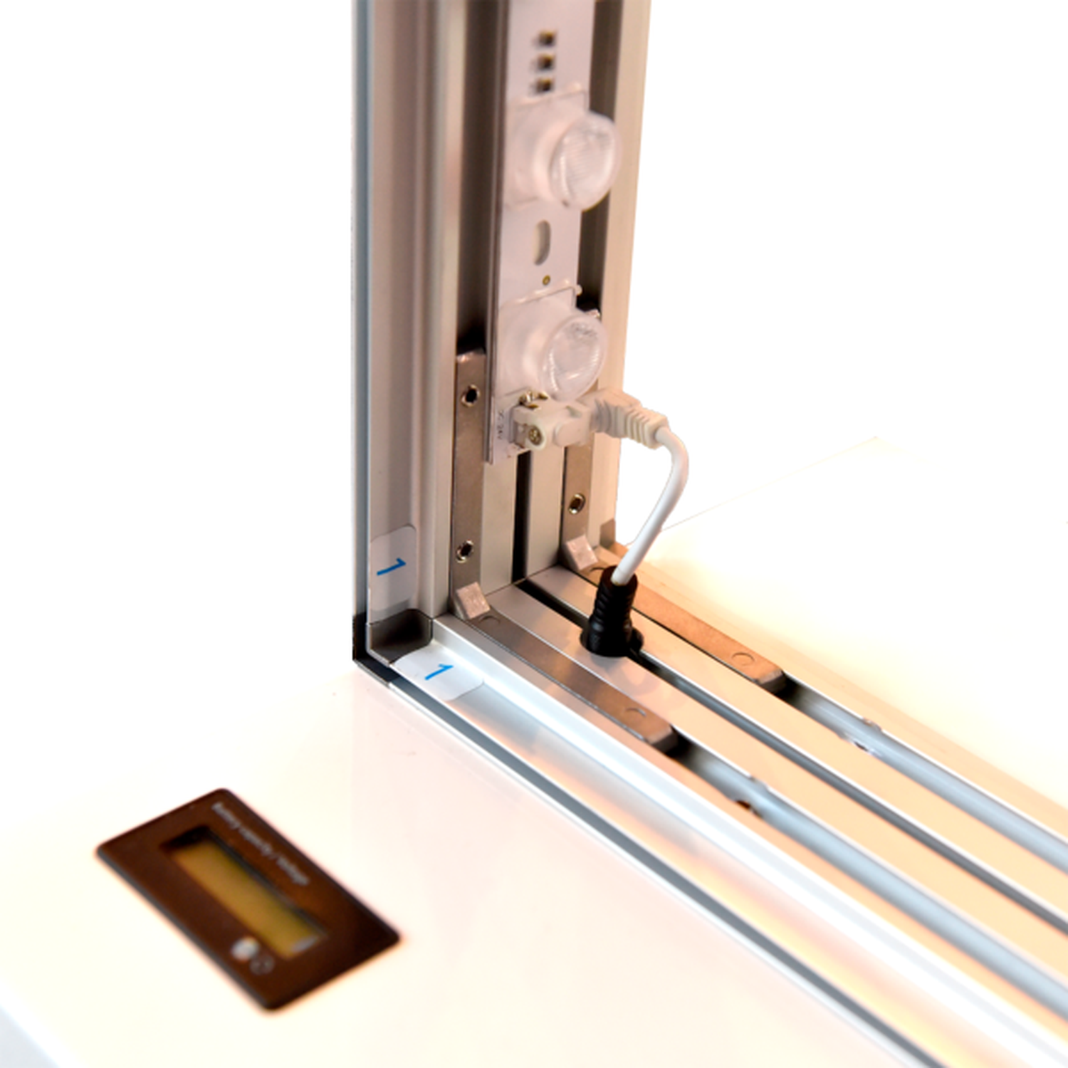 Rayo LED Wireless Light Box - 1000mm x 2000mm x 850mm - Double-Sided - Image 2